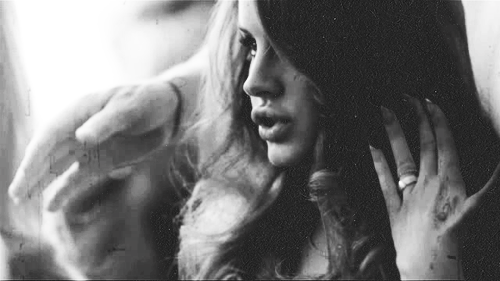 Gabriela, 17, Brasil.