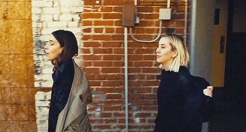 sersh:Outfit changes in the music video for Summer Girl by HAIM