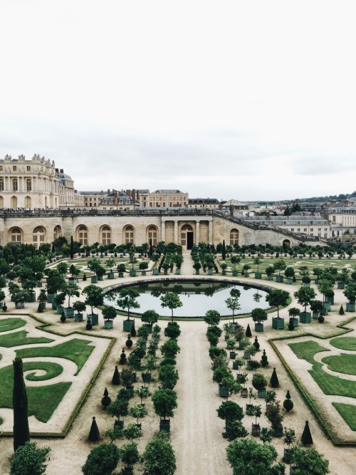 triflingthing:The gardens of Versailles ⚜