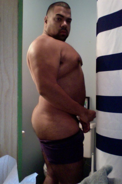 keybladecub:  osito884:  Trashy Friday!  That ass… ;)