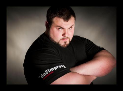 superbears:  Young Sexy Bull: Want
