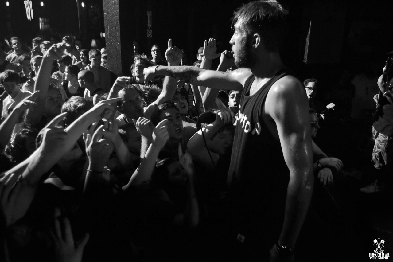 throughitallphotography:  volumes at kingdom 