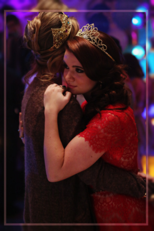 lockzinhas: request: faking it xizzy