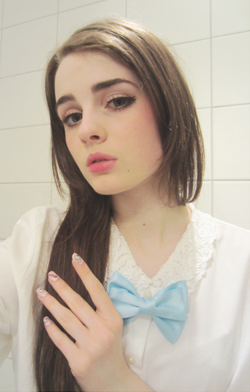 nicholael: I look so vain and condescending jfc I’m so sorry but hey ok so I tried