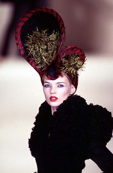 aleworldaddict:Kate Moss at Philip Treacy f/w 1996