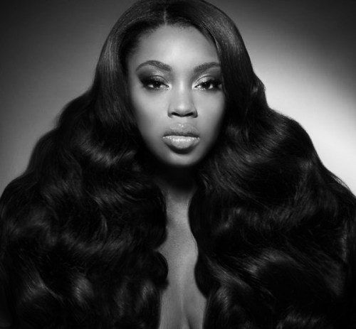girlzwithcurves:  a gallery of loveliness……. Shi xoxo 