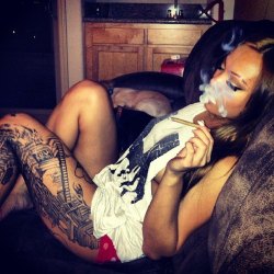 phuckindope:  Pass it beautiful 😍 