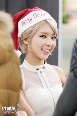 Choa - AOA. ♥  Yay for Christmas cuteness.