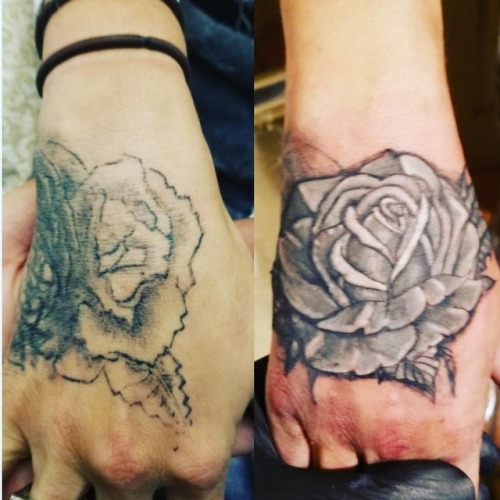 Before and after  #nativetouch #tattoos #rose #tattoocoverup #blackandgreytattoo #bng #handtattoos #