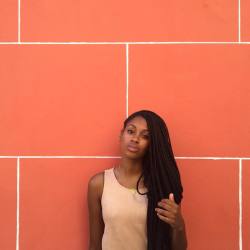 clairemost:  Peach 🍑  . . #madrid #braids #portrait #spain #coloredwalls #peach #walls  (à Madrid, Spain)