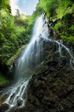 sublim-ature:Mifune Falls, JapanYoshihiko