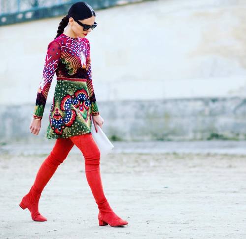 #Streetstyle on #fwpwebsite for the entire fashion month as we countdown some of the Top looks @styl