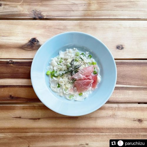 レシピ（ふしめん） #Repost @paruchiizu#今日のそうめん 【1018日目】 アスパラと生ハムのチーズふしめんリゾット ＊ チキンスープでふしめんとアスパラを茹で煮、