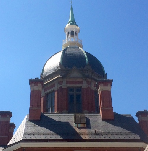 Dome of Billings Building (Old Hospital), Johns Hopkins Medical Complex, Baltimore, 2015.The dome de