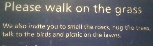 weeping-shades-of-indigo:  I loved this sign in the botanical gardens! ! 