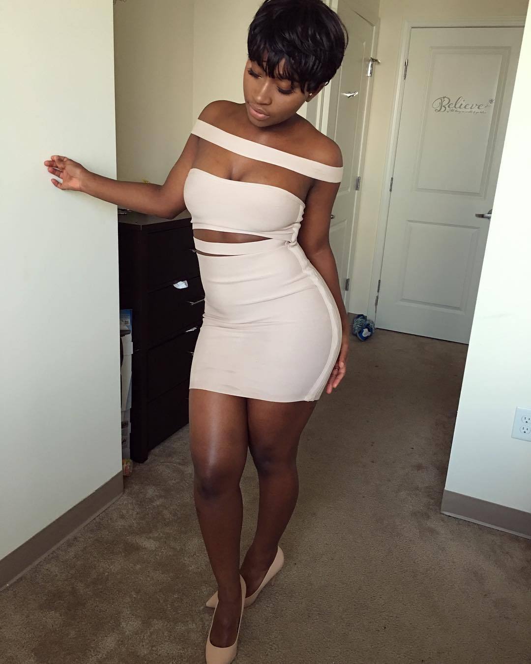 gurillaboythamane:  thickinshortdress:  Curvy hot sexy body  SEXY BAD BITCHES