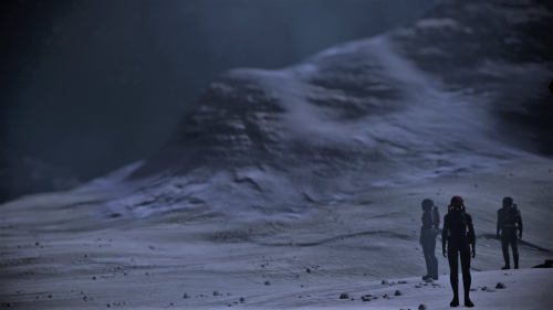 transpathfinder:the quiet surreal beauty and loneliness of being small in a vast galaxy. i always think about how despite the race for saren and fear of everything happening, me1 really captures the stillness of time in these wide landscapes and u can