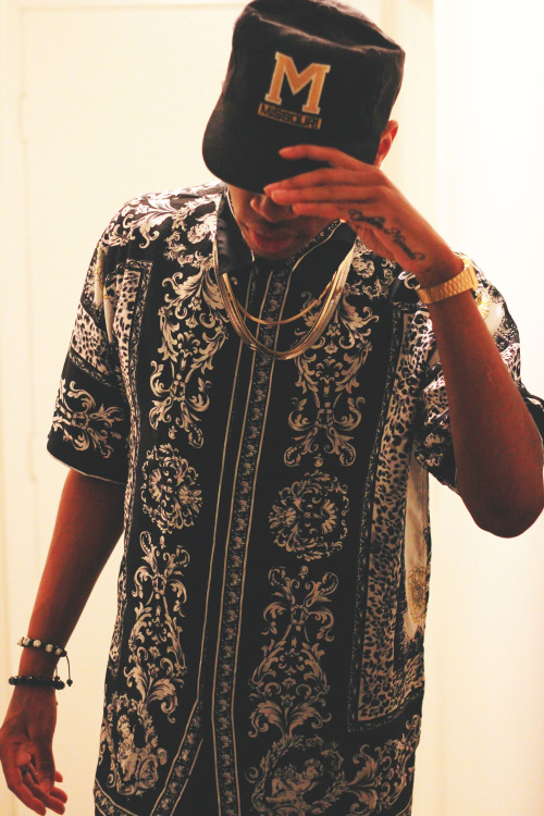 official310:  Hachhhkk. If Tyga’s signature sound had a word, that would be it. http://instagram.com/official310 