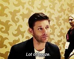 out-in-the-open:  Demon Dean is basically normal Dean who is indulging in the things he normally enjoys in excess. The only difference is his little brother not being in the picture (x). 