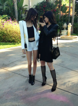 kendall-cyrus:  Kendall Jenner & Miley