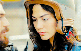 mylovewithdamon:Can “What the hell is a personal space?” Divit