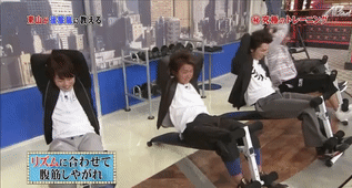 Nino, the black sheep of Arashi when it comes to exercising。 Here’s a special flashback. 