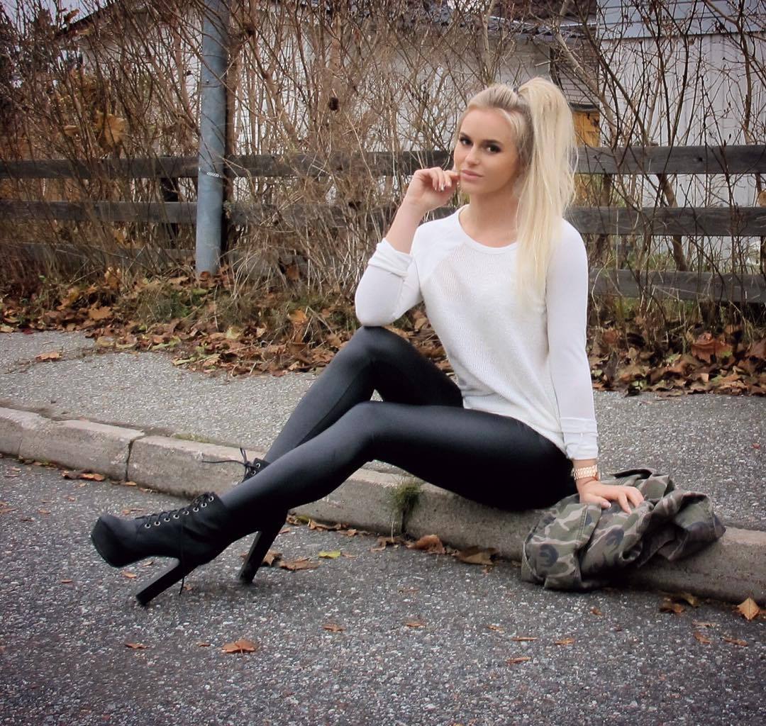 thesexualrelease:  ☁
