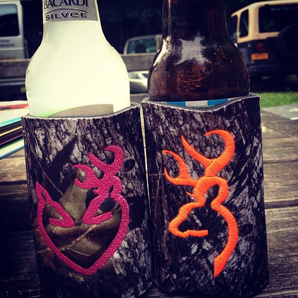 truesouthswagger:  somethingmorethanordinary:  Summer lovin’ #browning #mossyoak