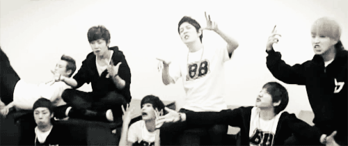 himchanspenus:  HERE WE SEE BLOCK B IN THEIR NATURAL HABITA- pyo what are you doing.