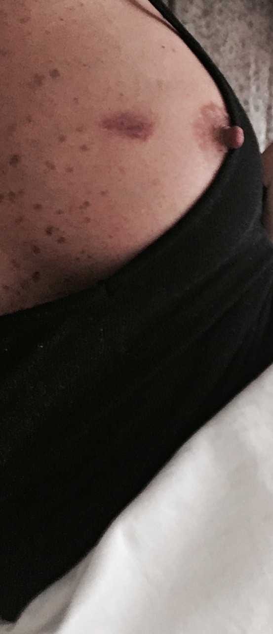 little-miss-etiquette:  Lazy Hickey Friday…I’m not complaining. 😘