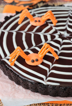 foodffs:  Spiderweb Chocolate Tart Really nice recipes. Every hour. Show me what you cooked! 