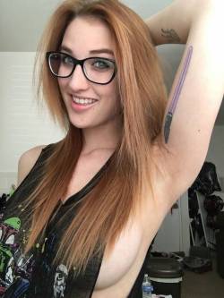 Sexy Nerdy Girls