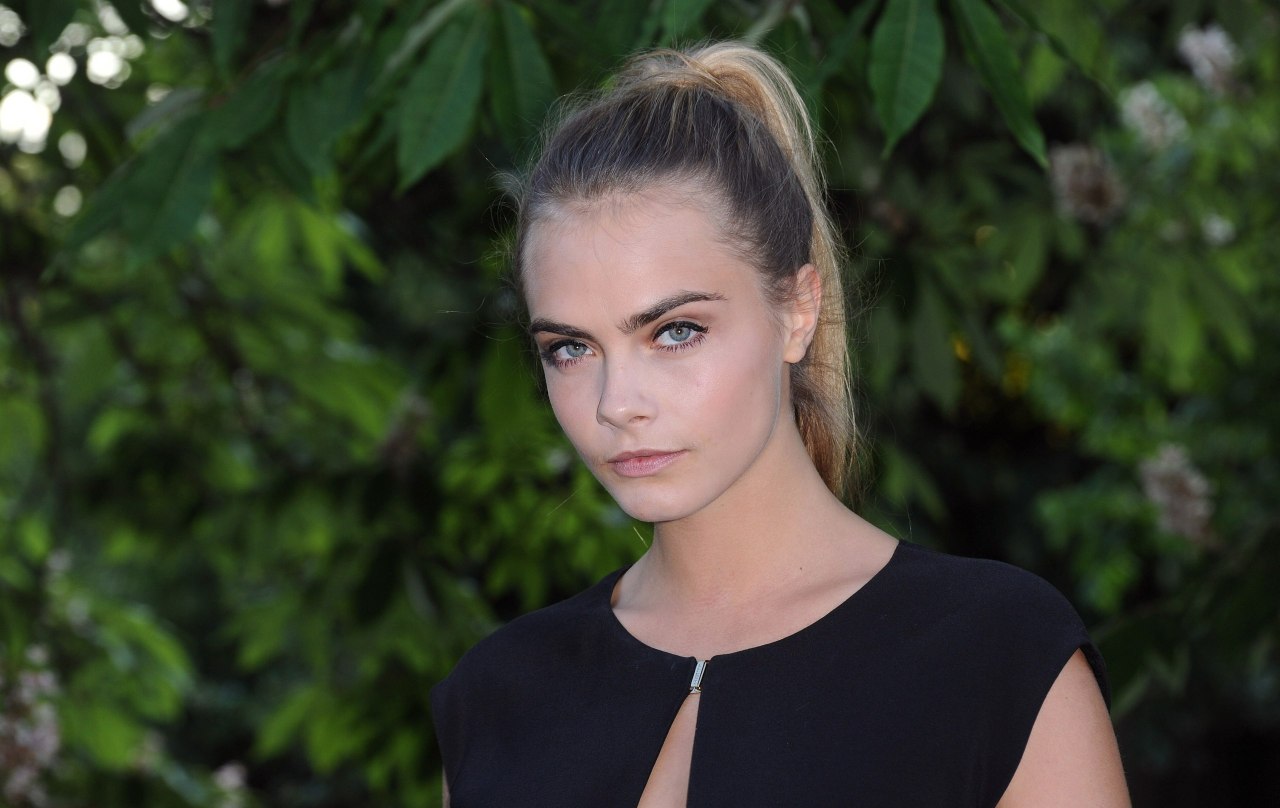 cara-made-me-do-it:  Cara Delevingne attends The Serpentine Gallery Summer Party