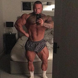 Rob Taylor - Offseason weighing in at 255lbs. 