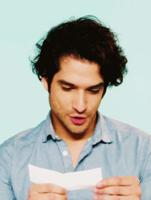somanygorgeousmen:Tyler Posey doing dramatic readings of scary stories. [x]