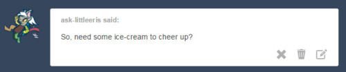 ask-dinky-dawberry-doo:  Thanks but no thanks. I already have a certain toothless alligator, who can brighten my day any day.  x3!