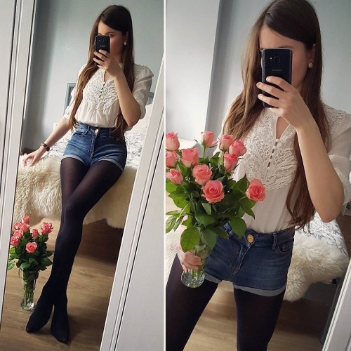 razumichin2: Lace white shirt, denim shorts, black tights and some pink roses makes for a good selfi