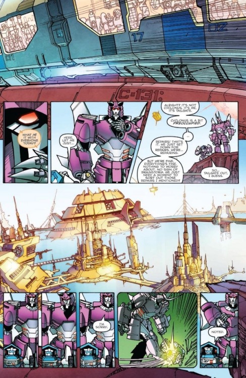 serikaizumi:  MTMTE 37 full preview! The Cygate moment is stunning  Source: http://tformers.com/comics-preview-the-transformers-more-than-meets-the-eye-issue-37/25786/news.html