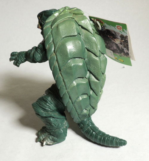 Gamera is and always will be a friend to the children. Vinyl figure from Bandai (1995.)