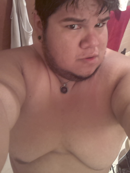 uncub:  went swimming today. despite the sunscreen, I still got a little pink  omfg hes so damn cute!