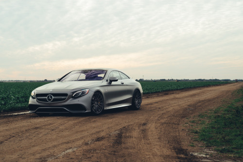 ADV.1 RENNtech Mercedes S63 AMG by GREATONE!