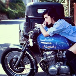 biker-queens:  Biker Queen 