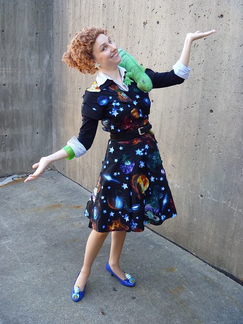 briannaclawson:  queer-seal:  suiseiusagi:  weallheartonedirection:  Found an awesome Ms. Frizzle costume.  <3 OMG MS. FRIZZLE!!! <3  wow i really want that dress. just for like…every day of my life…  Joanns often has fabric like that :3 
