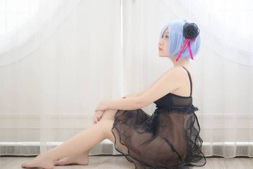 sukisukicosplays: Rem -   Yoru夜 Cosplayer porn pictures