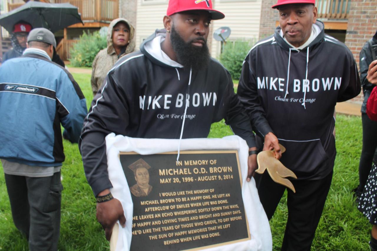 justice4mikebrown:  May 20 Michael Brown Sr. and his nonprofit Chosen For Change