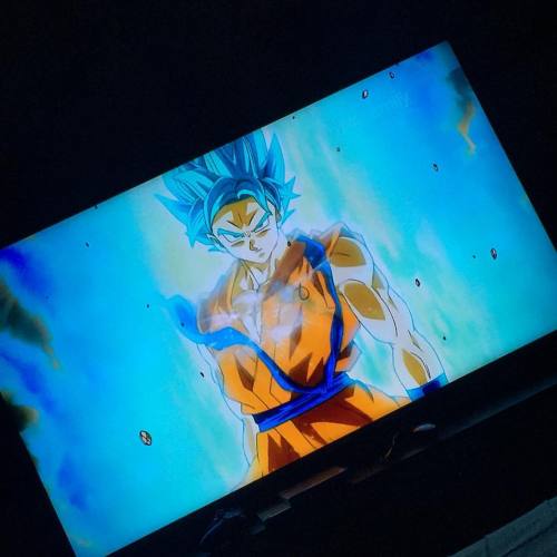 #anime #japon #goku #dragonball #saiyajin #home #saturdaynight #movienight #bestever #loveit (en Mel