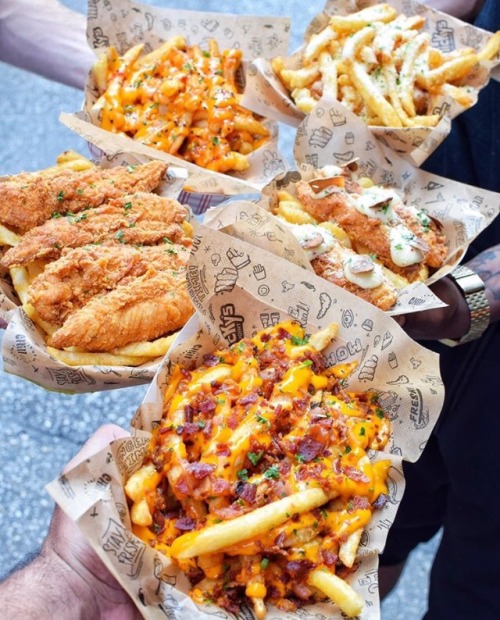 foodieapprovedeats: Sticky’s. The Finger Joint  New York, NY  Credits Find the best foodie spots! #f