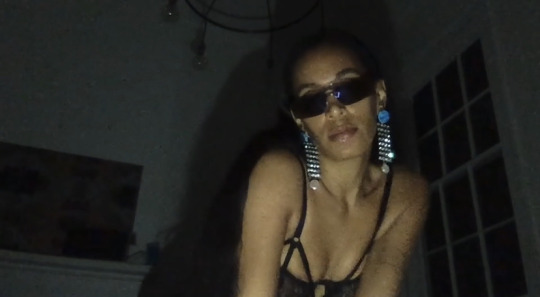 mowacola:solange - binzwhen i get home (2019) porn pictures