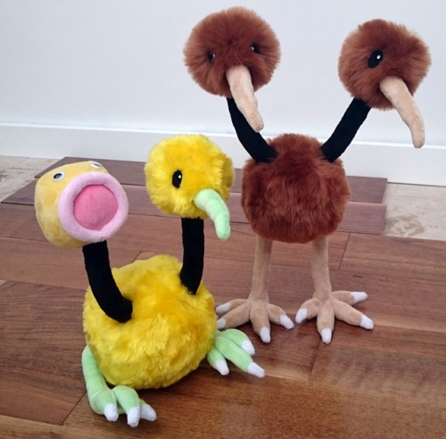 Just realised I never uploaded these guys - my large doduo and weepinduo plushies. I thought the wee