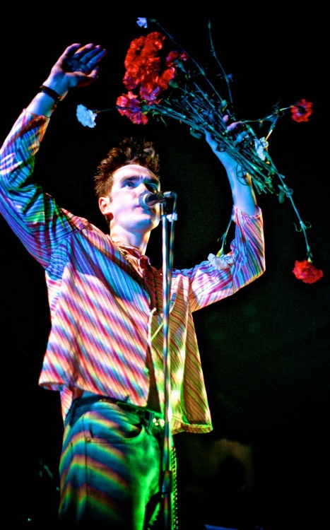 spacegirl1900:Morrissey with flowers